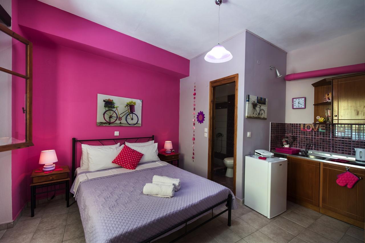 Manthiata Studios Exanthia Exteriér fotografie