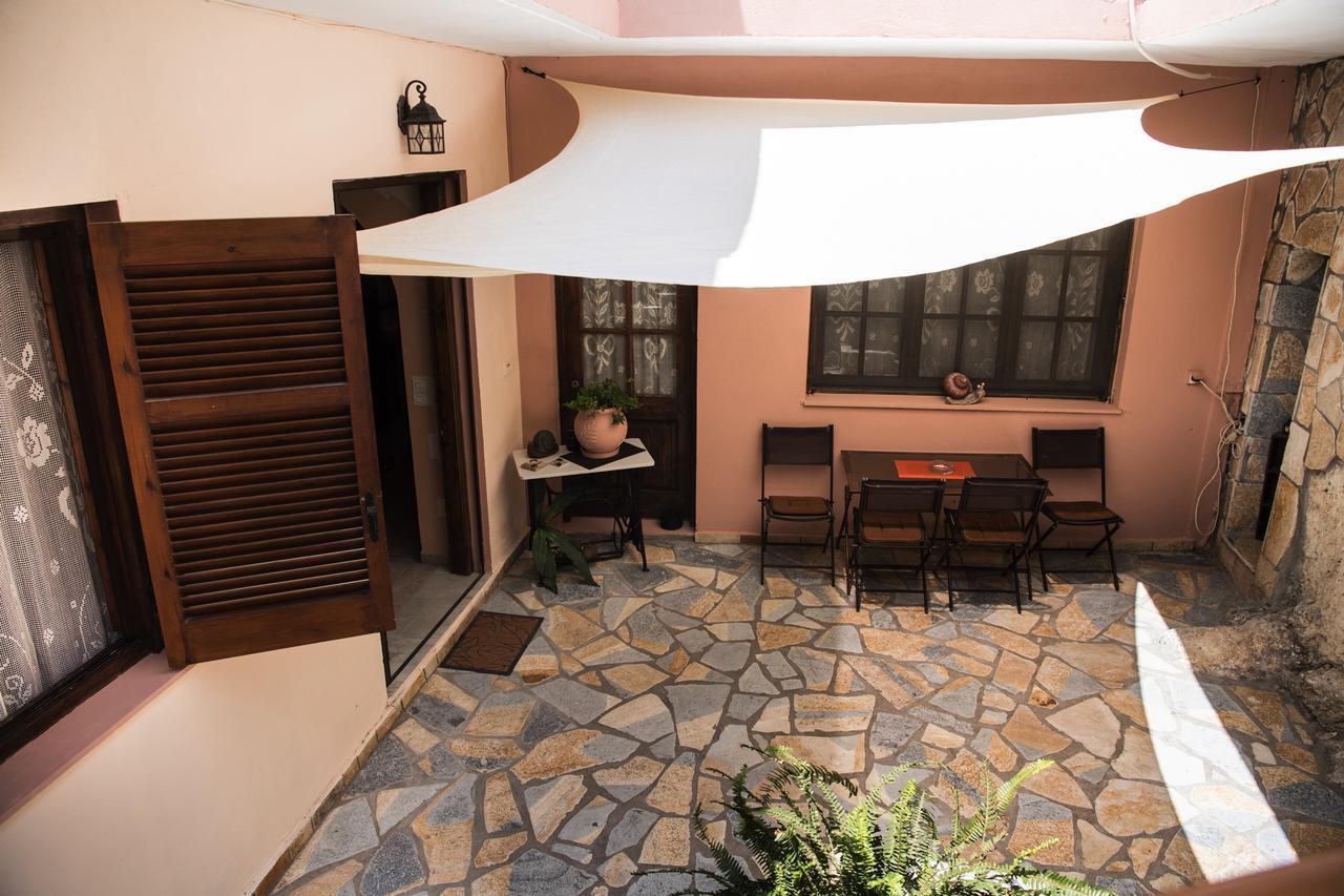 Manthiata Studios Exanthia Exteriér fotografie